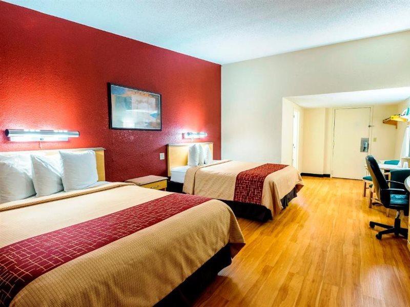 Red Roof Inn & Suites Brunswick I-95 Extérieur photo