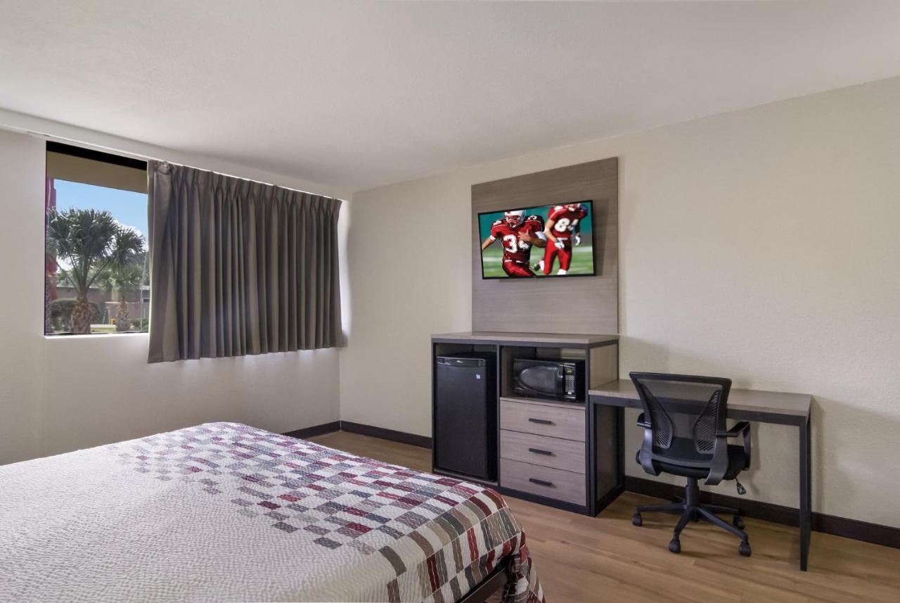 Red Roof Inn & Suites Brunswick I-95 Extérieur photo