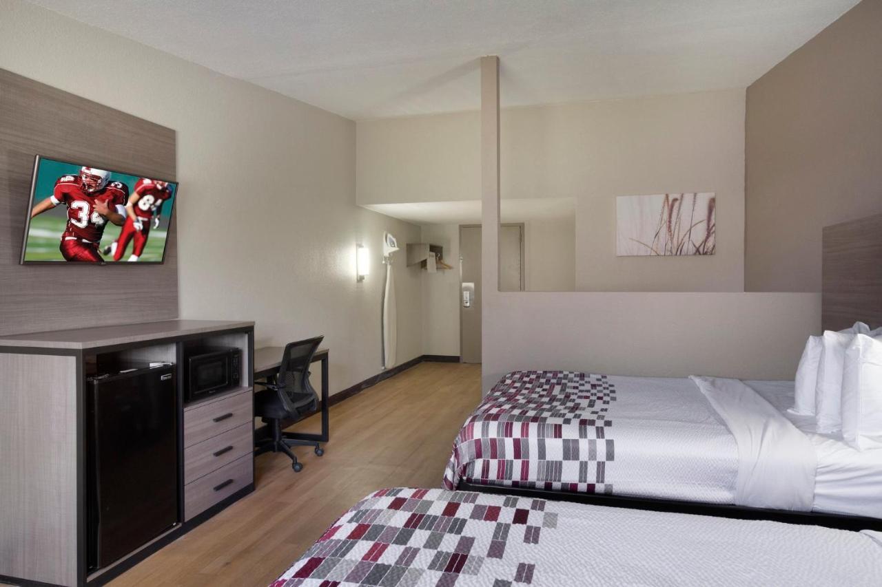 Red Roof Inn & Suites Brunswick I-95 Extérieur photo