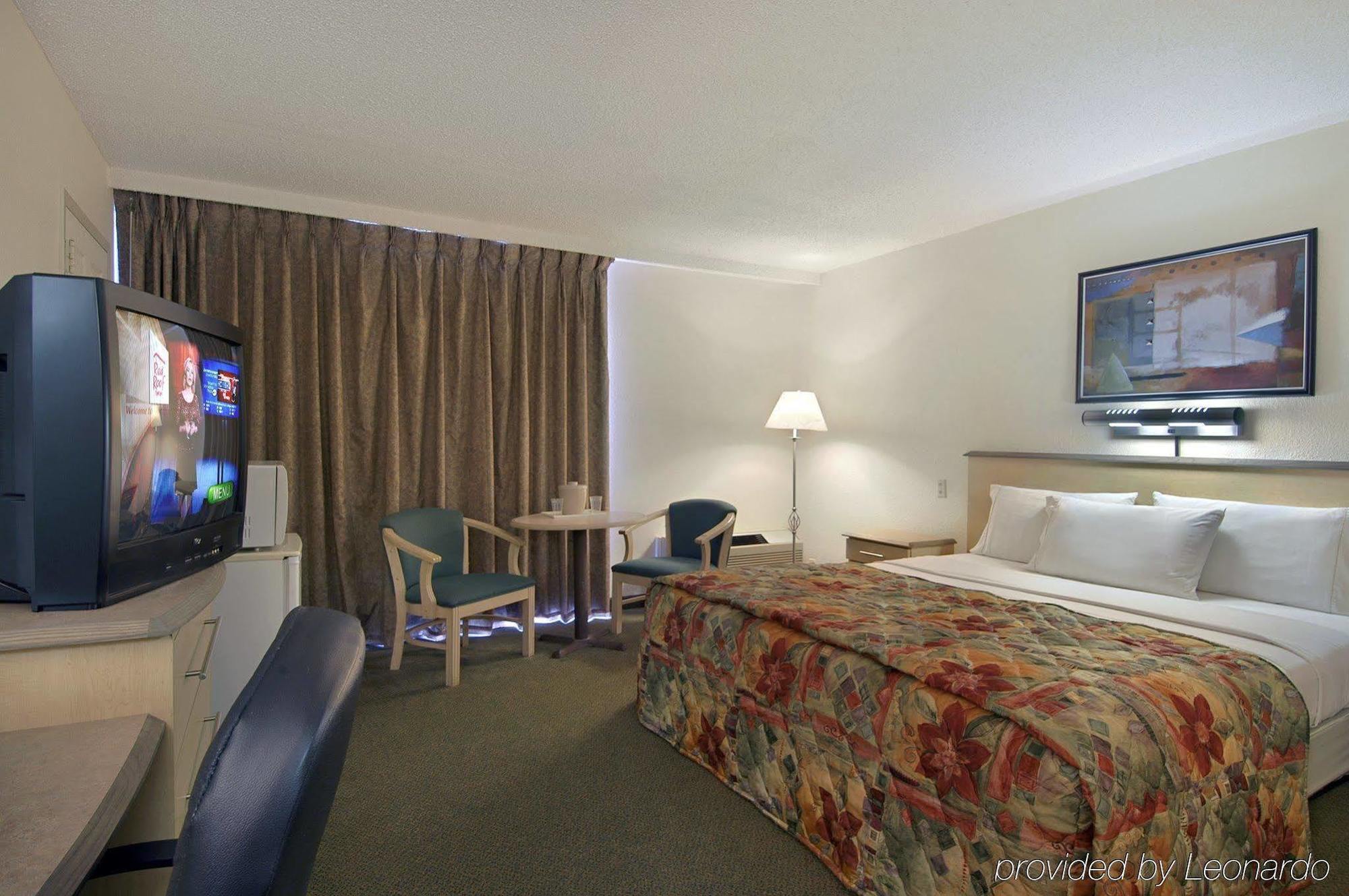 Red Roof Inn & Suites Brunswick I-95 Extérieur photo